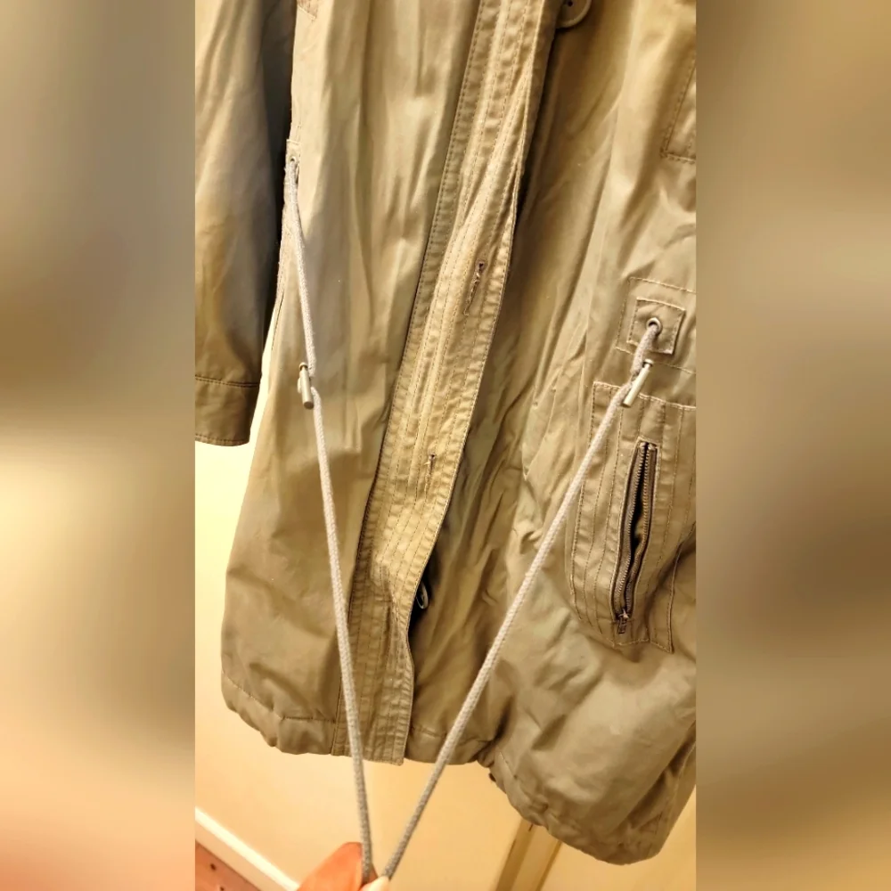 Jacket - Picture 3 of 12